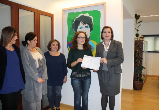 A Xunta entrega o premio do I Concurso “Comunicar en Igualdade” á xornalista Iolanda Fernández Casal